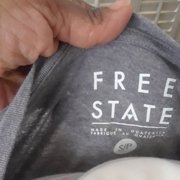 ladies tee-shirt - Picture 2 of 2